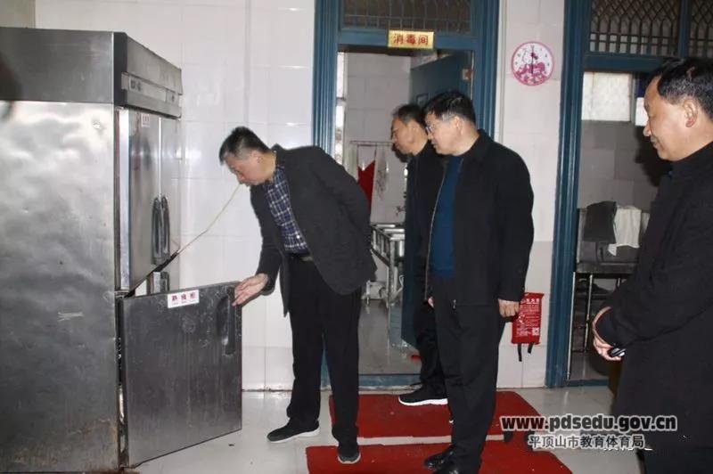 1f505c561ed447ba8638de476ab75645.jpg 1f505c561ed447ba8638de476ab75645.jpg