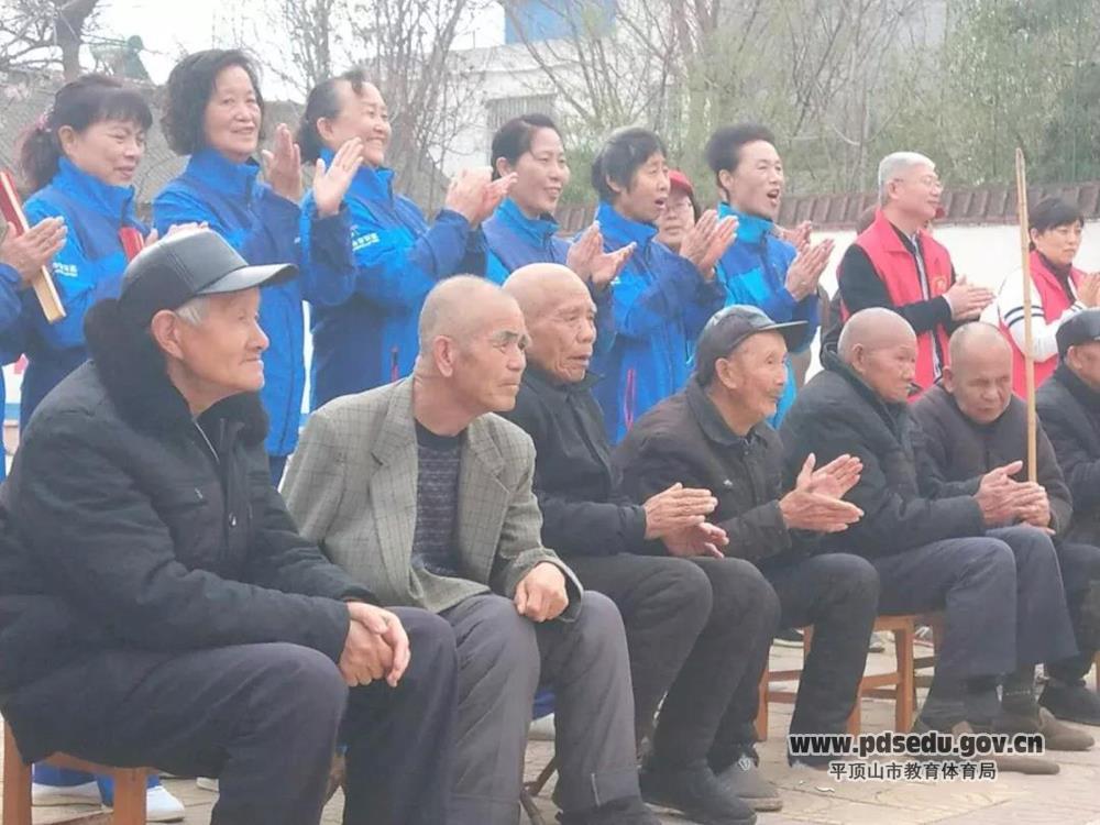 6a032f7493924027a12f955ac70aab27.jpg 6a032f7493924027a12f955ac70aab27.jpg