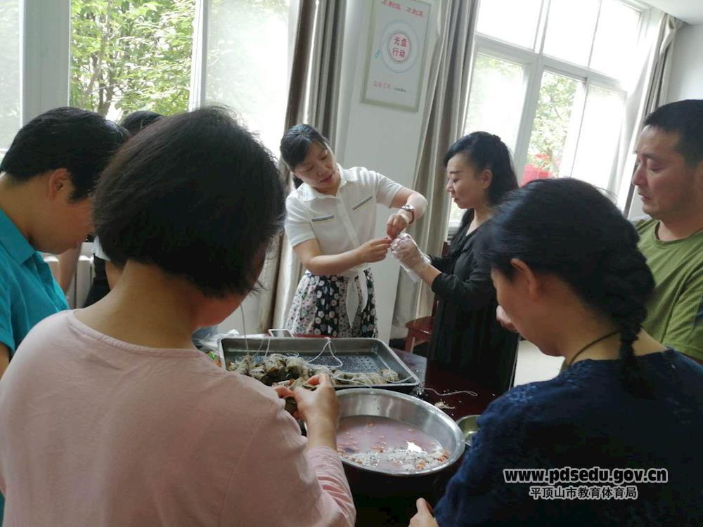 2547d93c23f149fc8a11e0d2ed40b7ce.jpg 2547d93c23f149fc8a11e0d2ed40b7ce.jpg