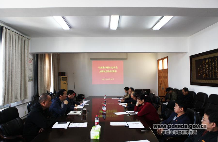 8925b85705da454d84ecf4a36e8ce95e.jpg 8925b85705da454d84ecf4a36e8ce95e.jpg