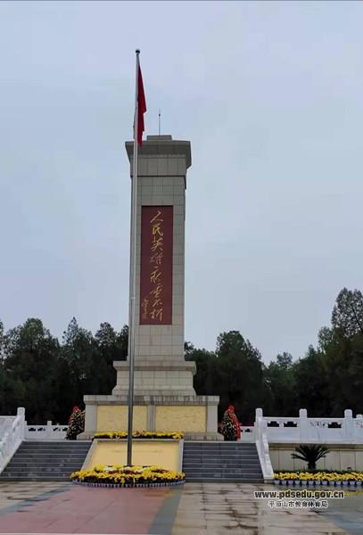 f8adde89a08b460ab97291d61441a06d.jpg f8adde89a08b460ab97291d61441a06d.jpg