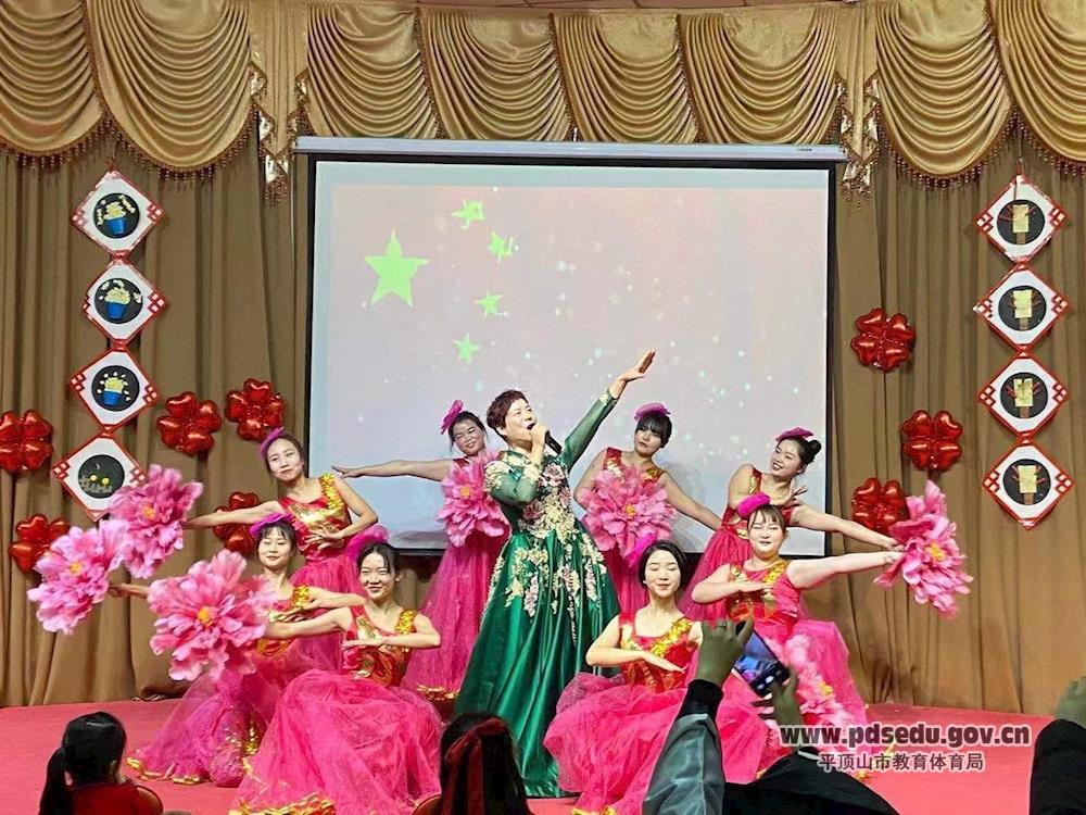 747b664b7f0644f7877edaa8300f9bd4.jpg 747b664b7f0644f7877edaa8300f9bd4.jpg