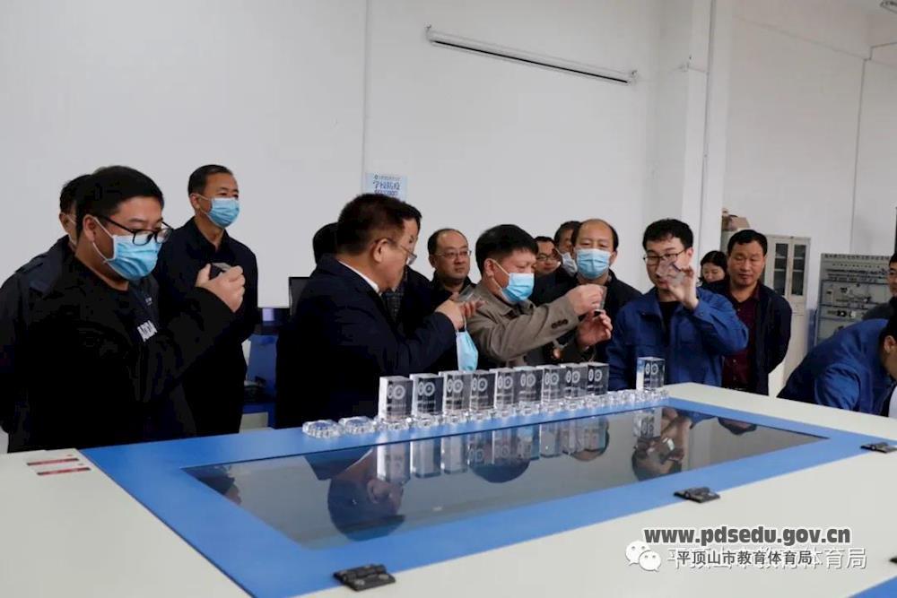 3a9280444d894b12ad2b2b85dd30555a.jpg 3a9280444d894b12ad2b2b85dd30555a.jpg