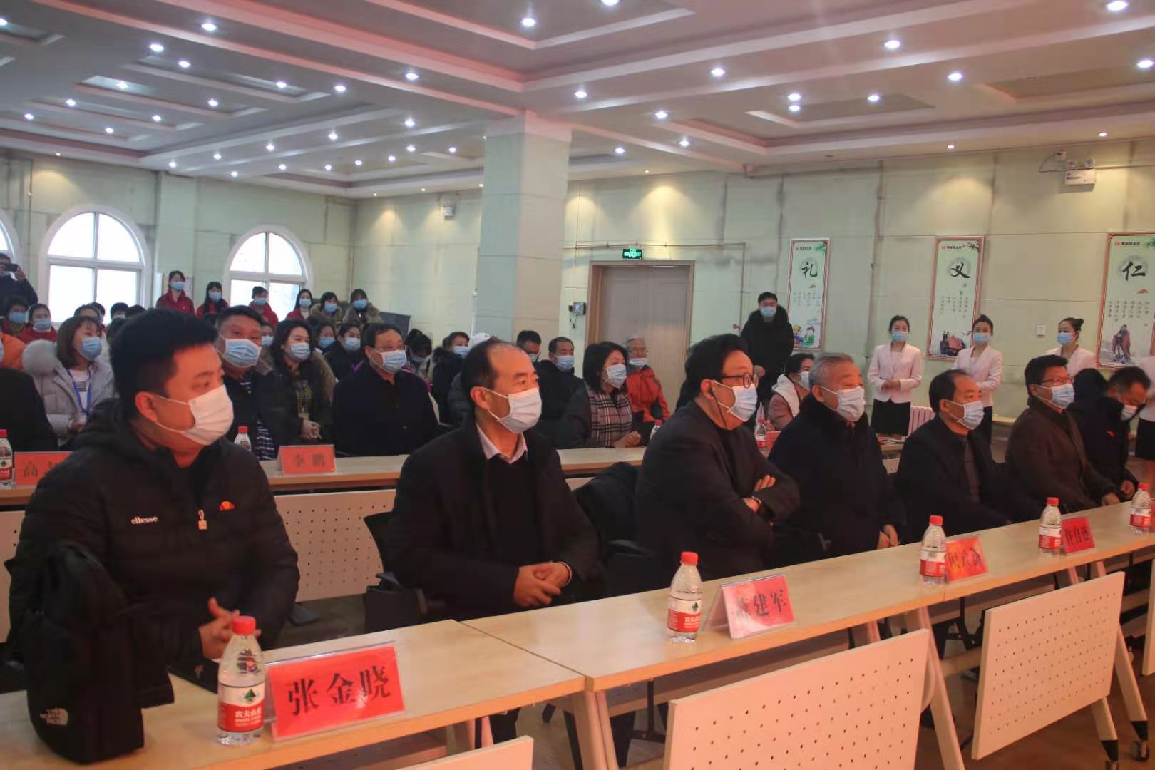 394993182.jpg 394993182.jpg