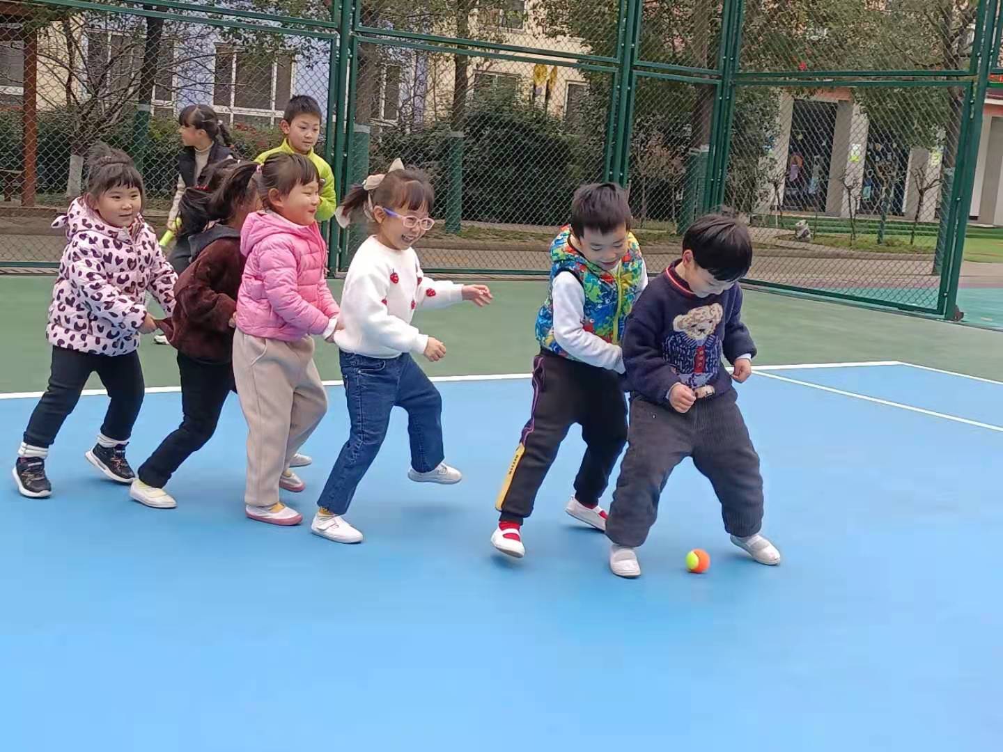 159329880.jpg 159329880.jpg