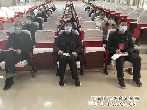 2021-11-11师生观看省第十一次党代会 2-129.png