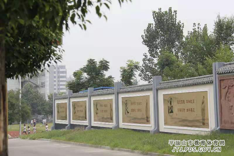 webwxgetmsgimg.jpg webwxgetmsgimg.jpg