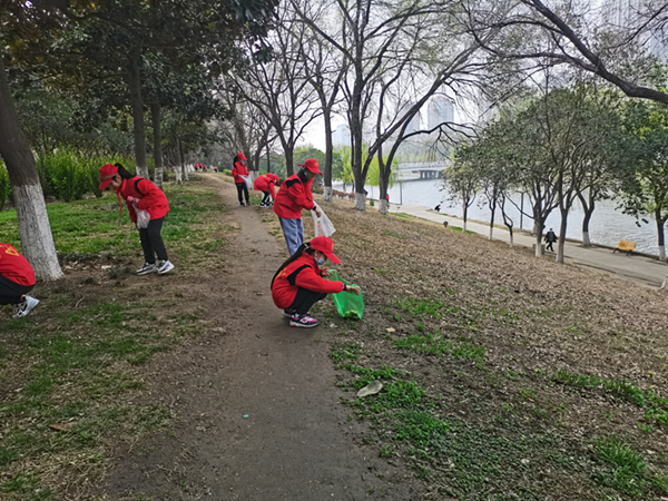 1116087538.jpg 1116087538.jpg