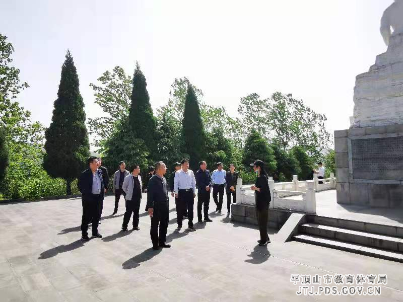 94329853.jpg 94329853.jpg