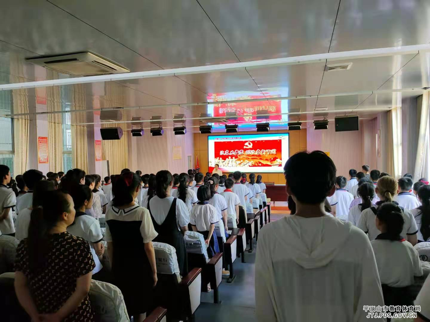 微信图片_20210630204423.jpg 微信图片_20210630204423.jpg