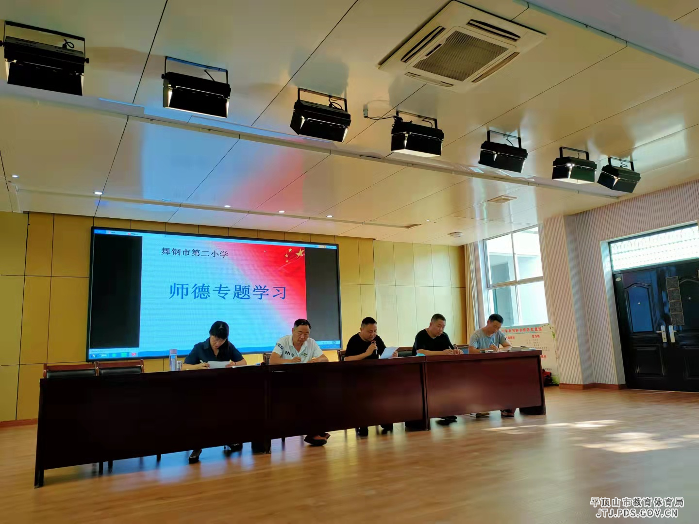 微信图片_20210910180250.jpg 微信图片_20210910180250.jpg