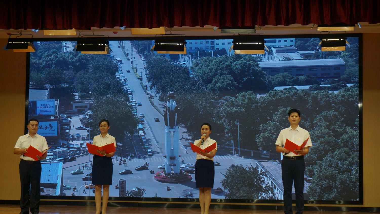 1704034109.jpg 1704034109.jpg