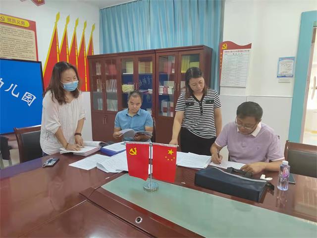 81dff00828d66f401a9838767b57fa0.jpg 81dff00828d66f401a9838767b57fa0.jpg