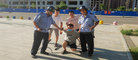 反恐防暴警钟鸣 校园安全保和谐叶县第二实验学校开展反恐防暴演练371.png 反恐防暴警钟鸣 校园安全保和谐叶县第二实验学校开展反恐防暴演练371.png