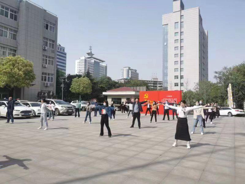 图片2.jpg 图片2.jpg