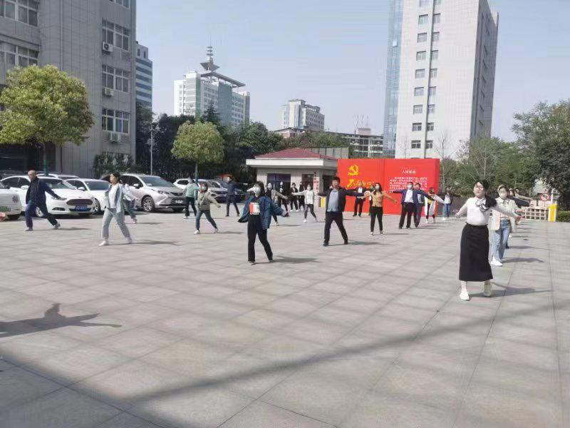 图片3.jpg 图片3.jpg