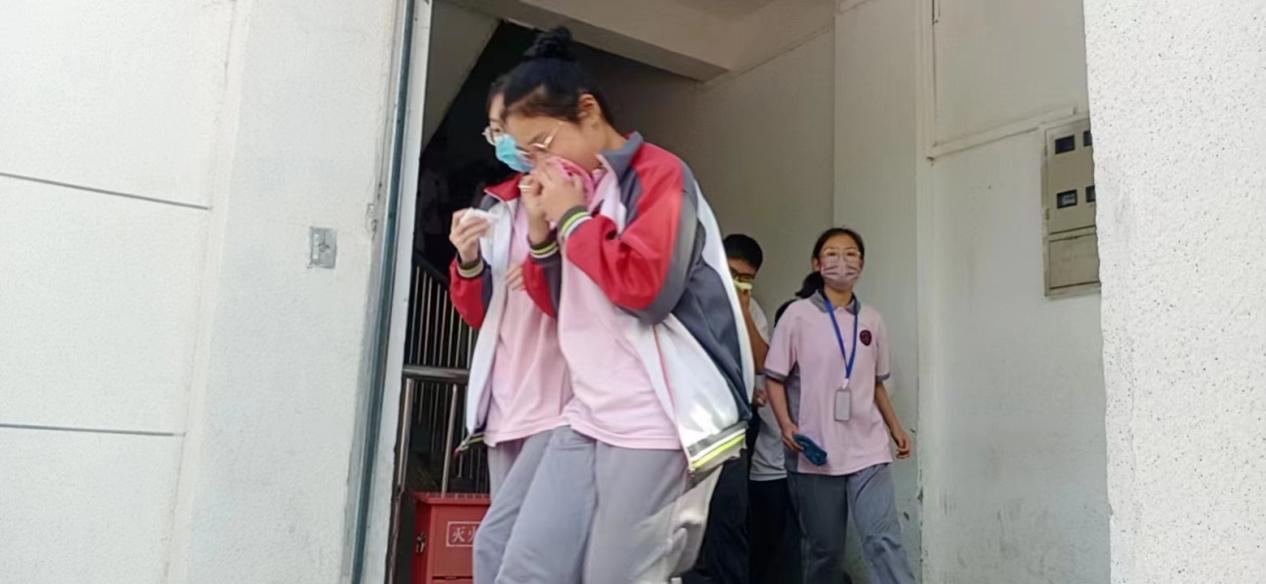 image003.jpg image003.jpg