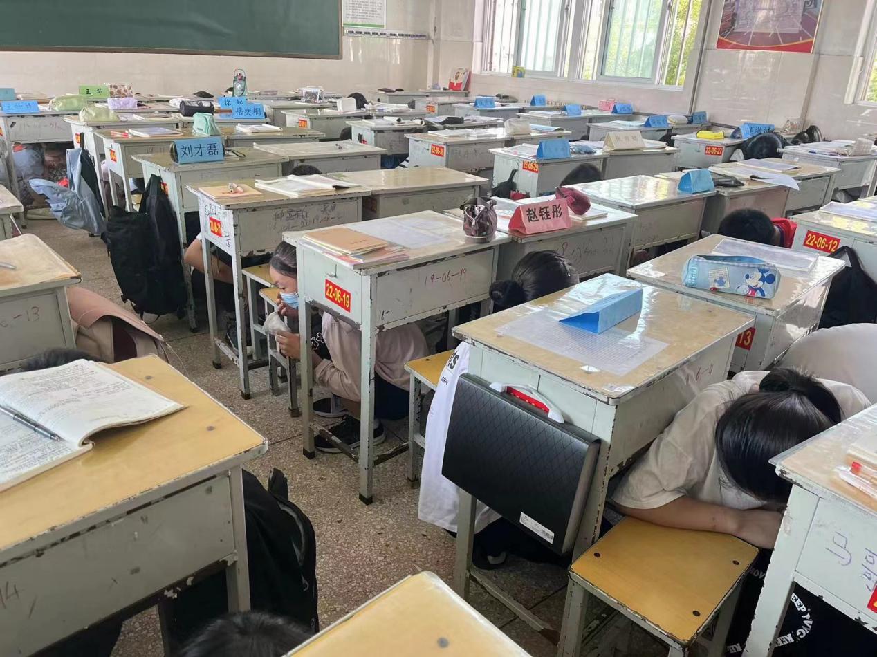 image001.jpg image001.jpg