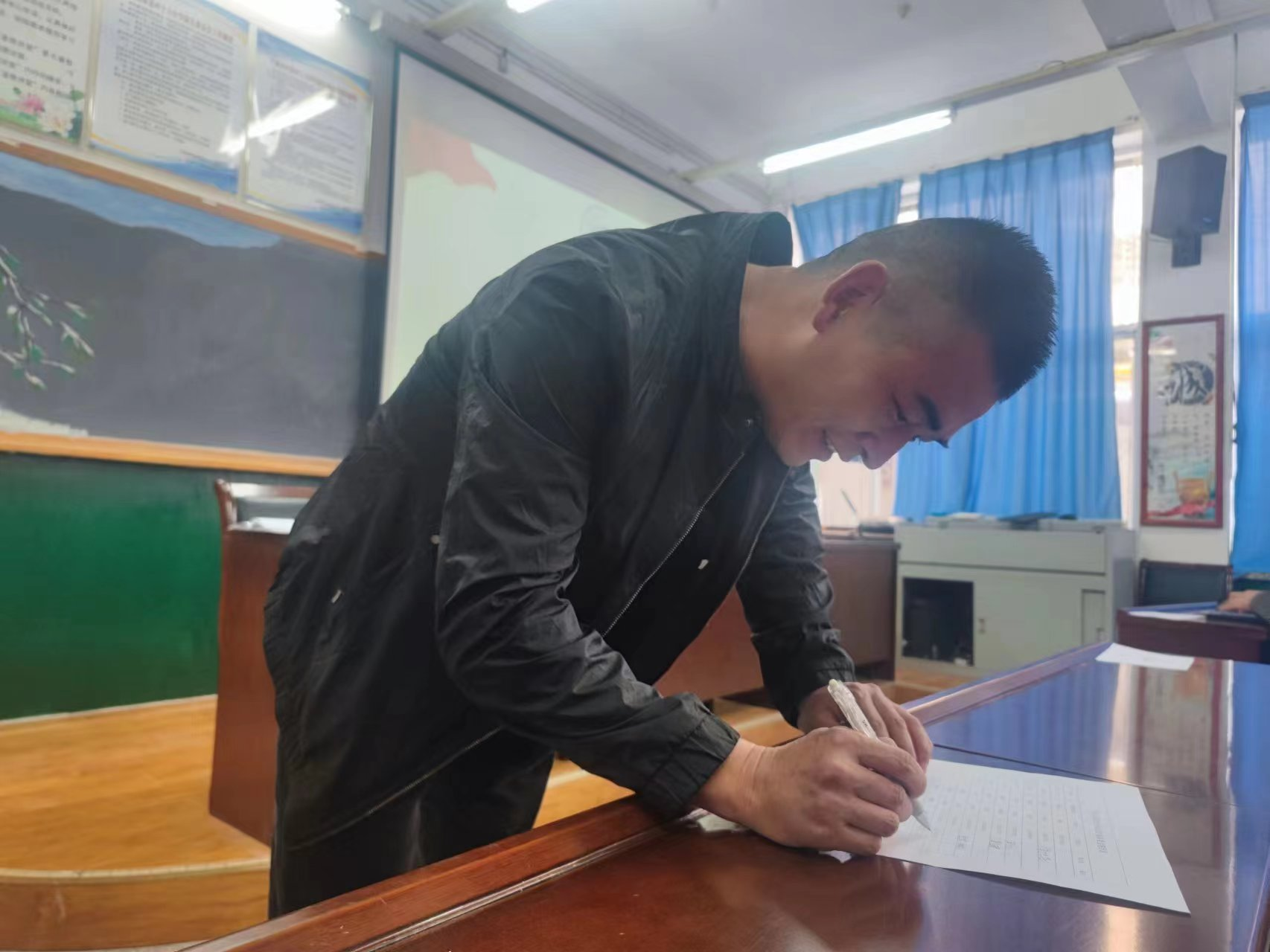 图片35.png 图片35.png