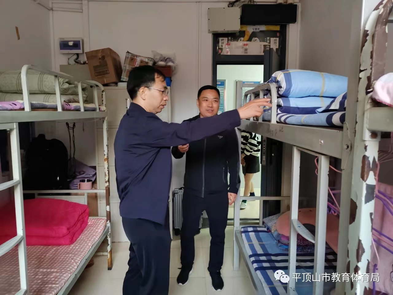 1304785440.jpg 1304785440.jpg