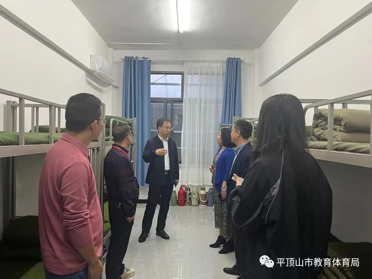 792475033.jpg 792475033.jpg