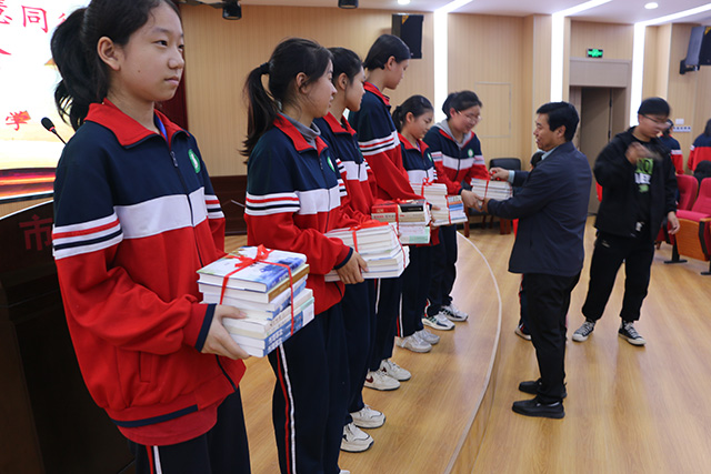 2IMG_6801.jpg 2IMG_6801.jpg