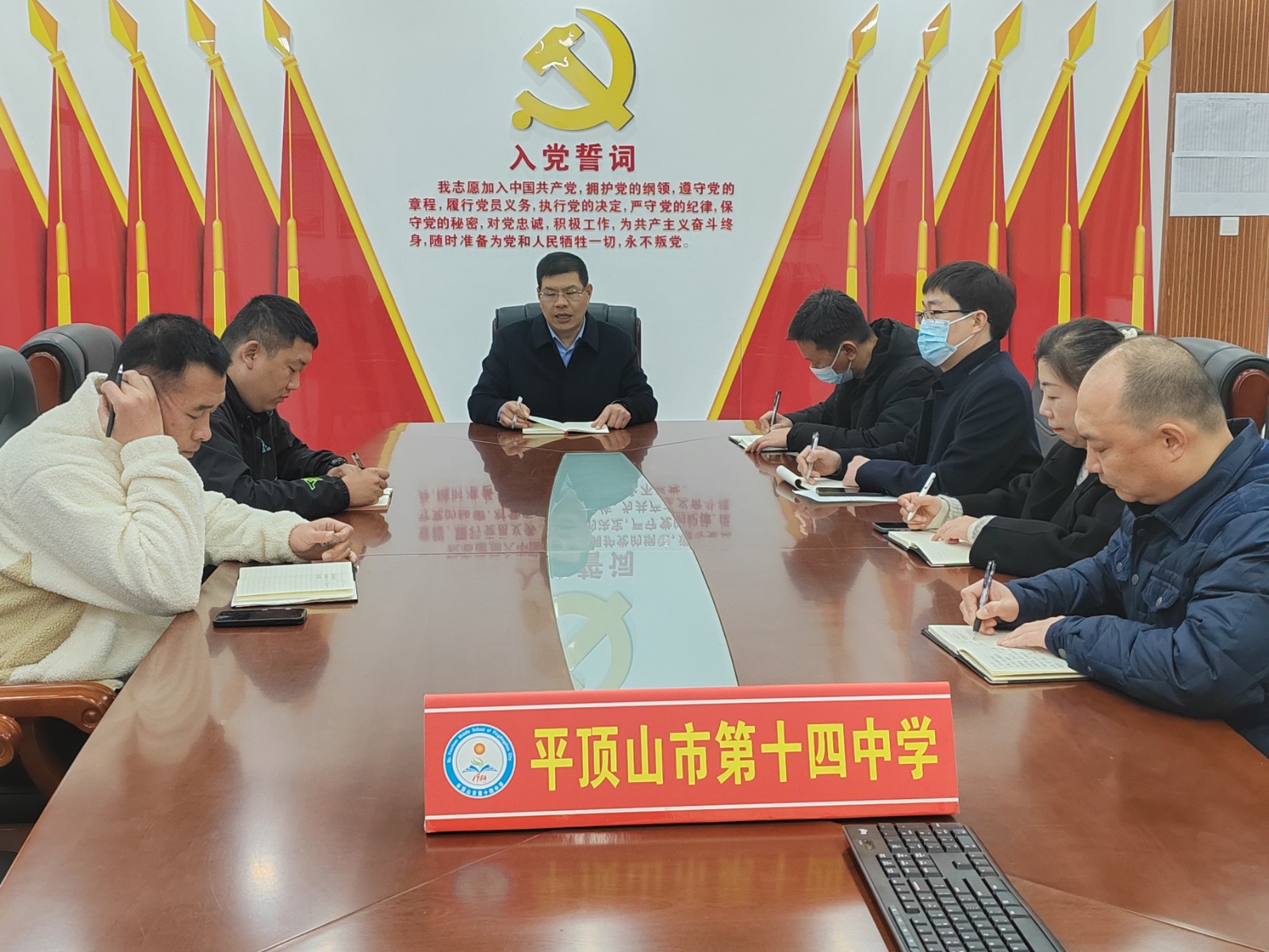 68d079037225febbdd7bbd645e98eb5.jpg 68d079037225febbdd7bbd645e98eb5.jpg