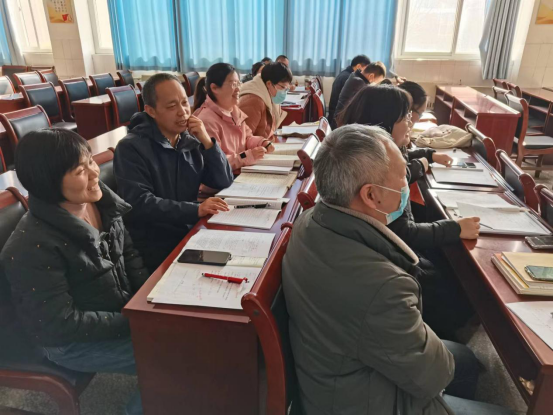 2月27日语文组观摩一中语文集体备课活动新闻稿(3)411.png