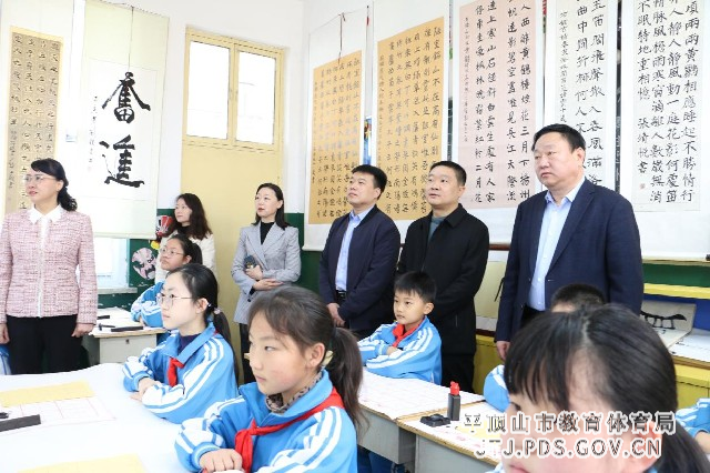 903513746.jpg 903513746.jpg