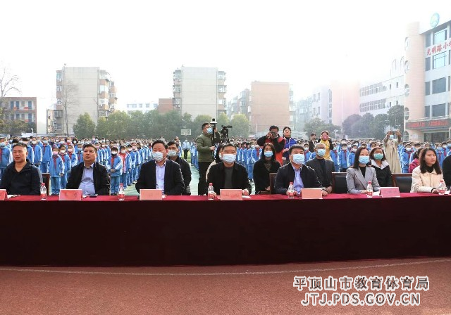 1154241949.jpg 1154241949.jpg