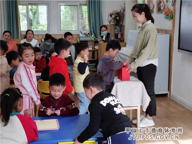 934cf7deb73bd67595681f8f1b04bdc.jpg 934cf7deb73bd67595681f8f1b04bdc.jpg