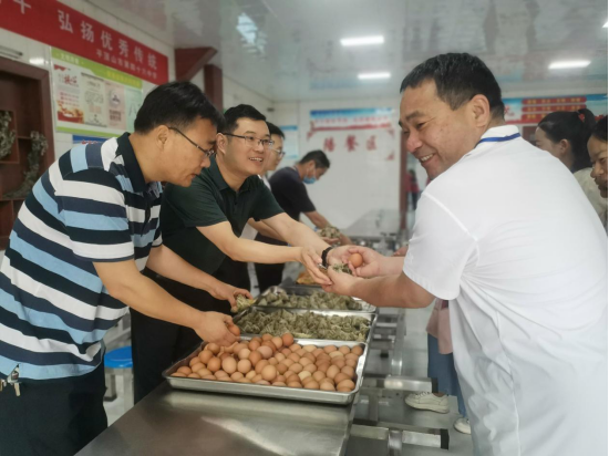 市四十六中:共度和谐端午 传承优秀传统342.png 市四十六中:共度和谐端午 传承优秀传统342.png