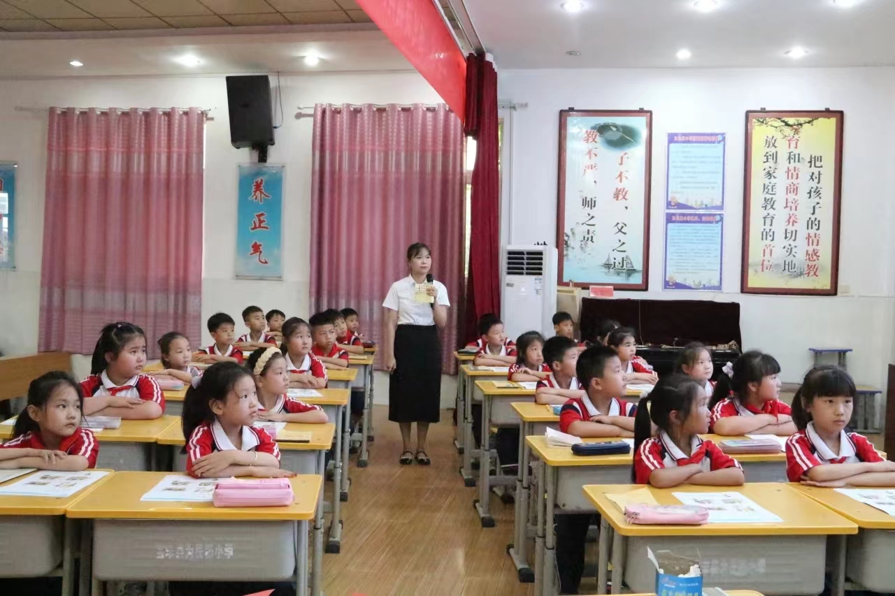 880748463.jpg 880748463.jpg