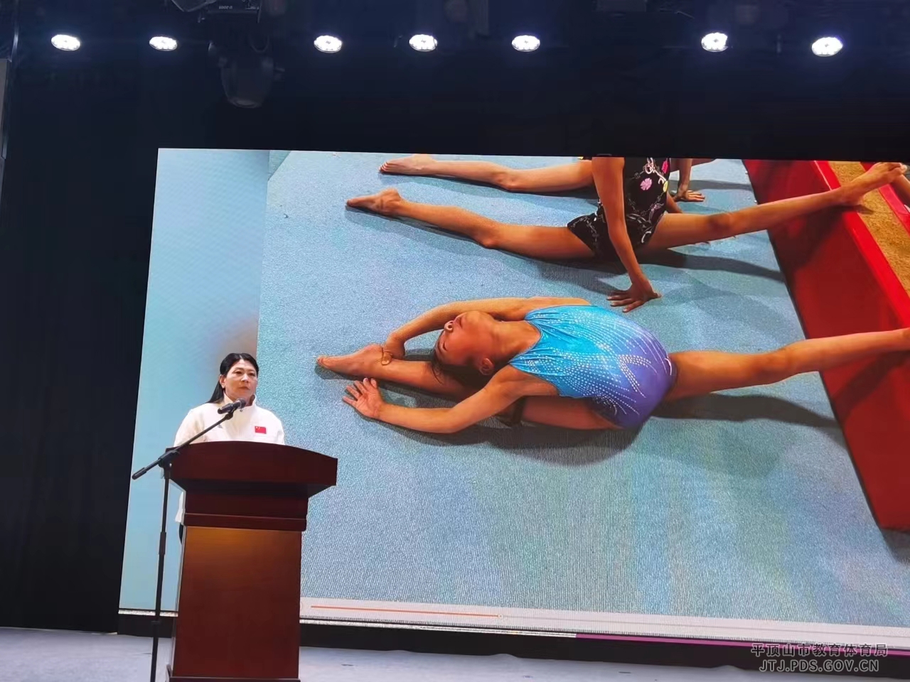 295513070.jpg 295513070.jpg