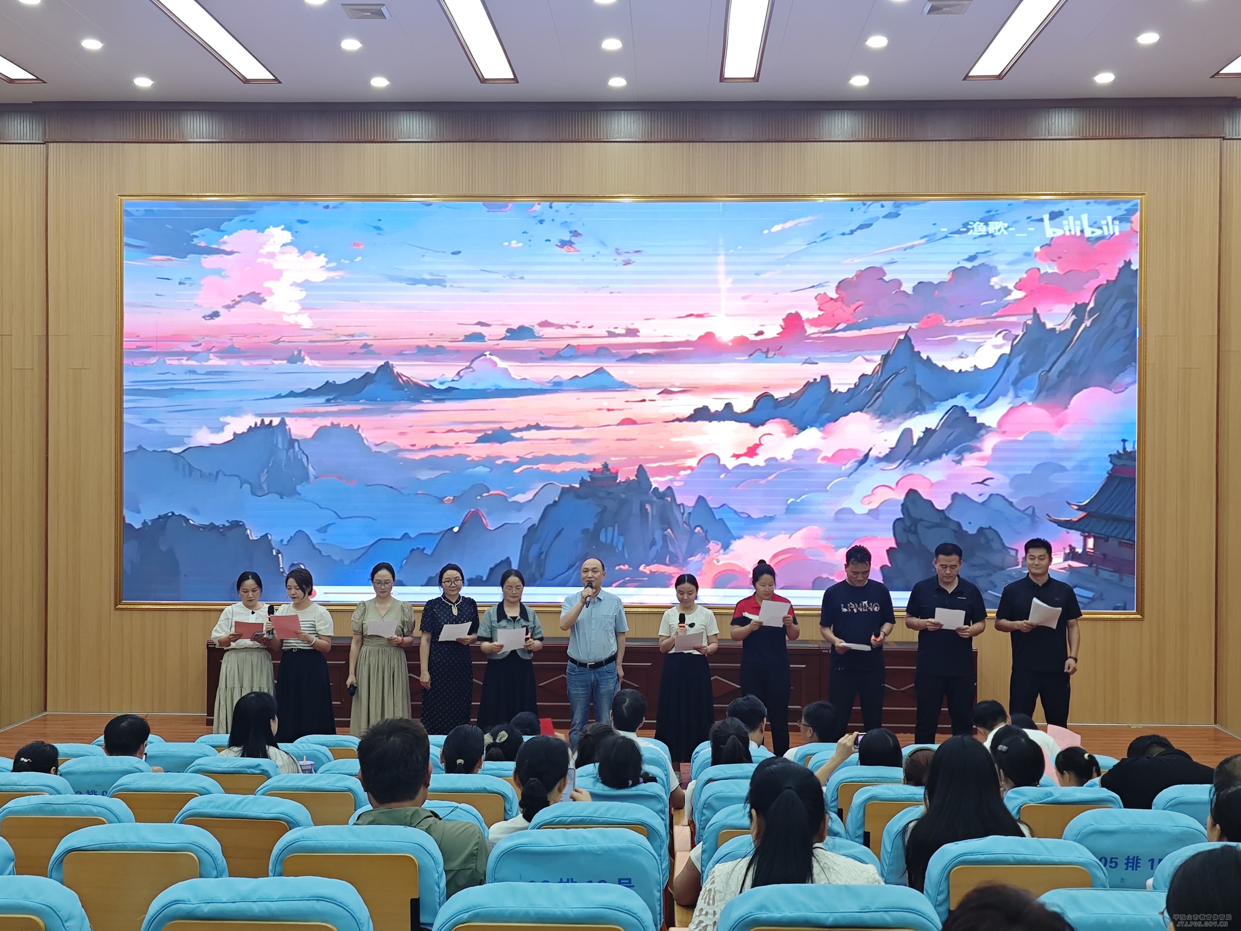 九年级.jpg 九年级.jpg