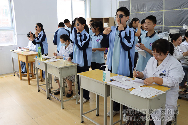 2IMG_1912.jpg 2IMG_1912.jpg